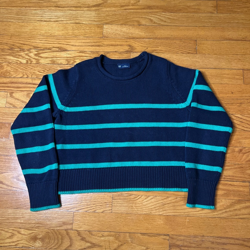 Women’s black and green Striped Sweater